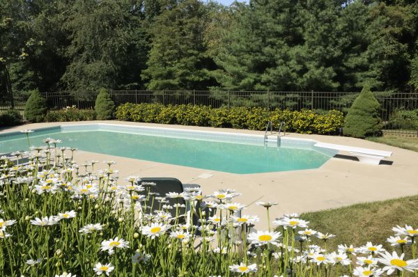 Cost of Pool Deck Leveling in Columbus
